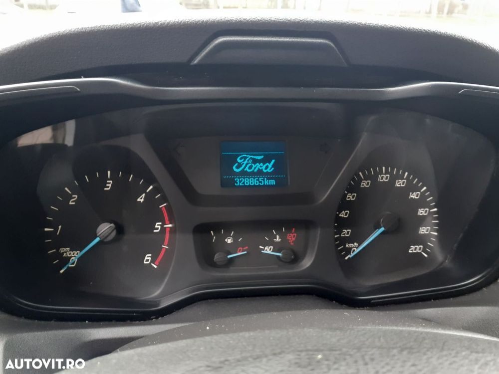 Ford Transit - 13