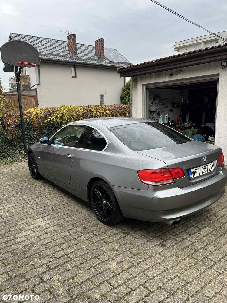 BMW Seria 3 325d - 10