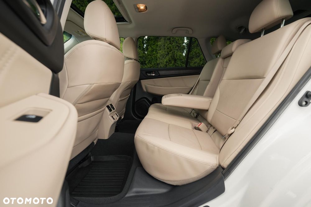 Subaru Outback - 14