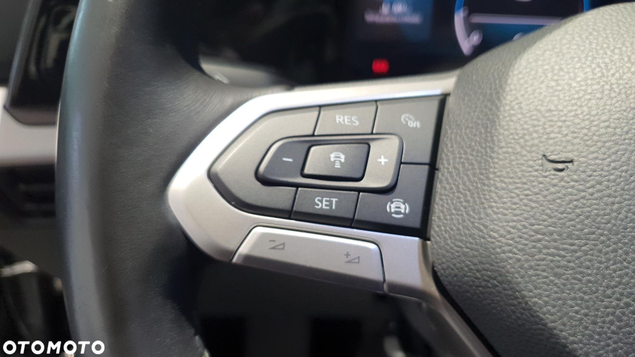 Volkswagen Golf VIII 1.0 TSI - 27