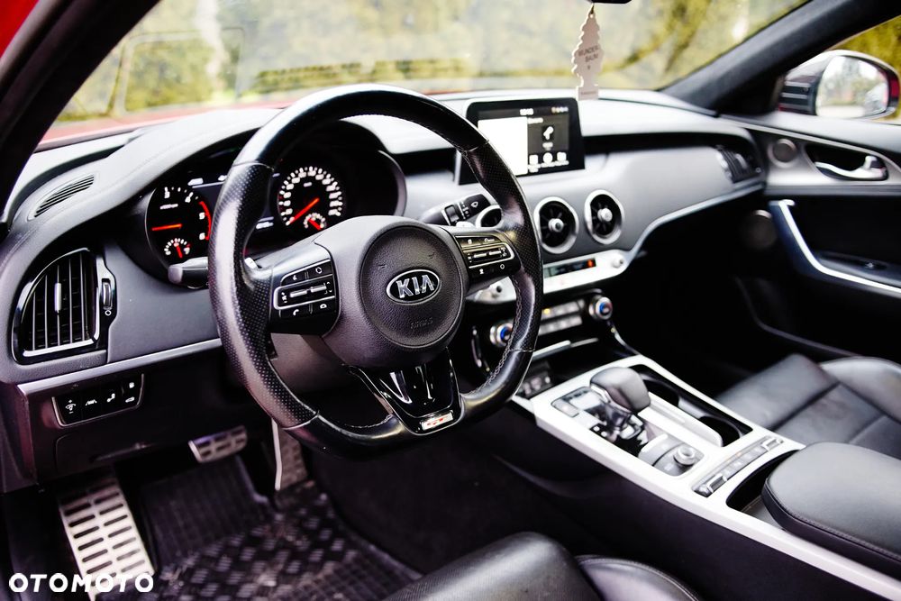 Kia Stinger 2.2 CRDI GT Line - 17