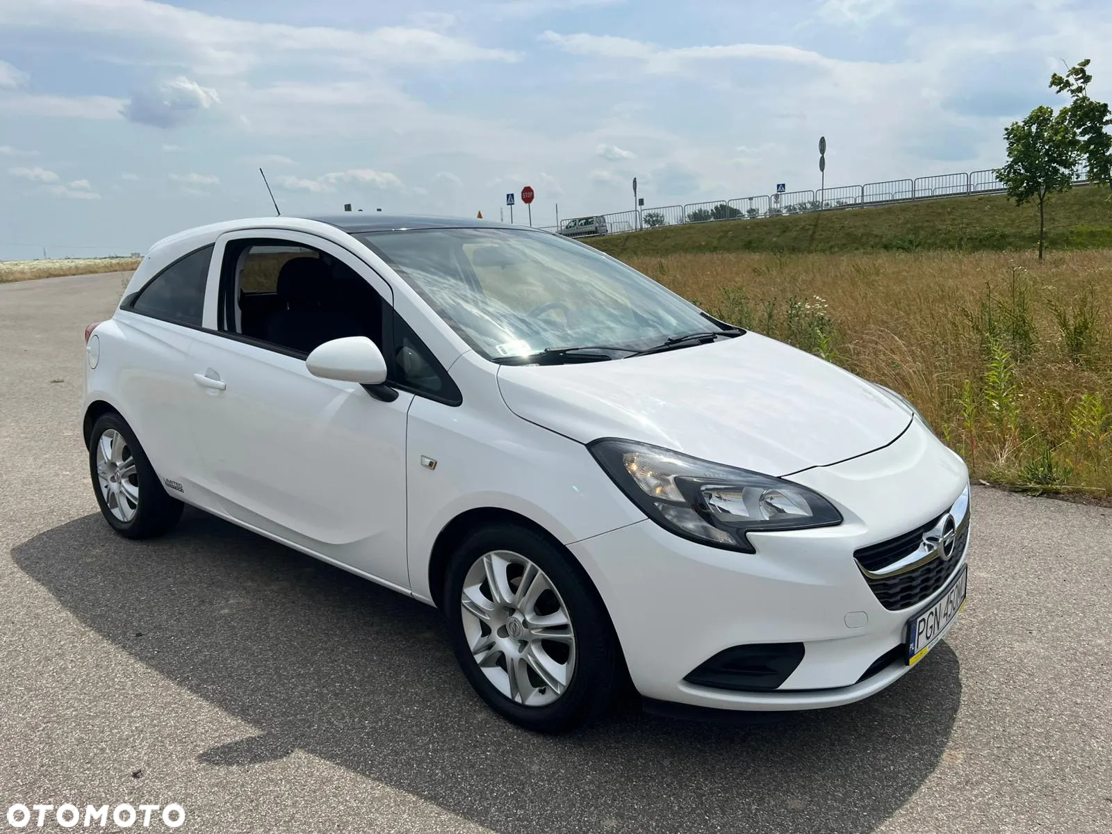 Opel Corsa 1.4 Enjoy - 28
