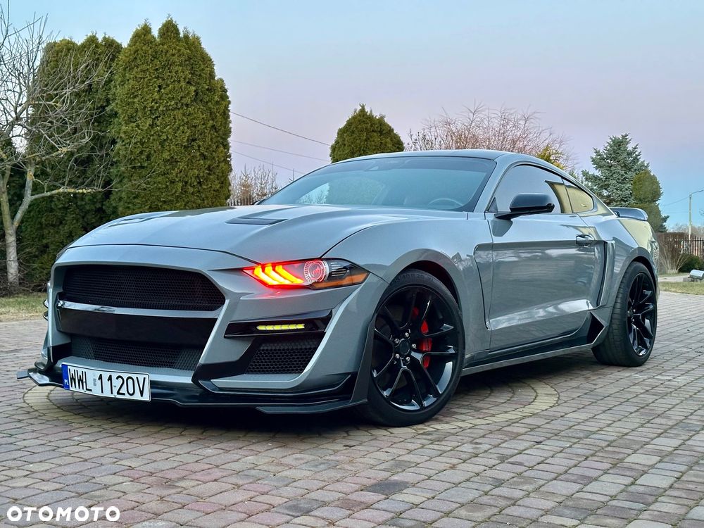 Ford Mustang - 1