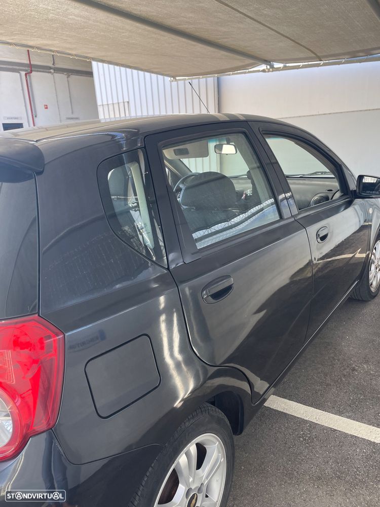 Chevrolet Aveo - 2