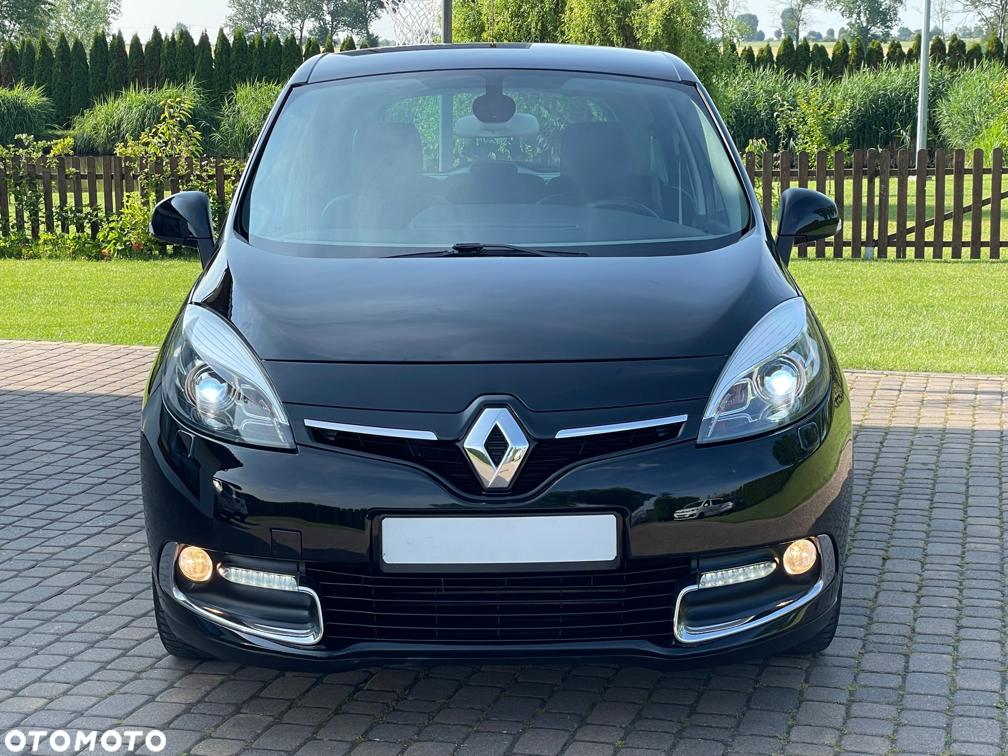 Renault Scenic dCi 110 Xmod Paris - 9