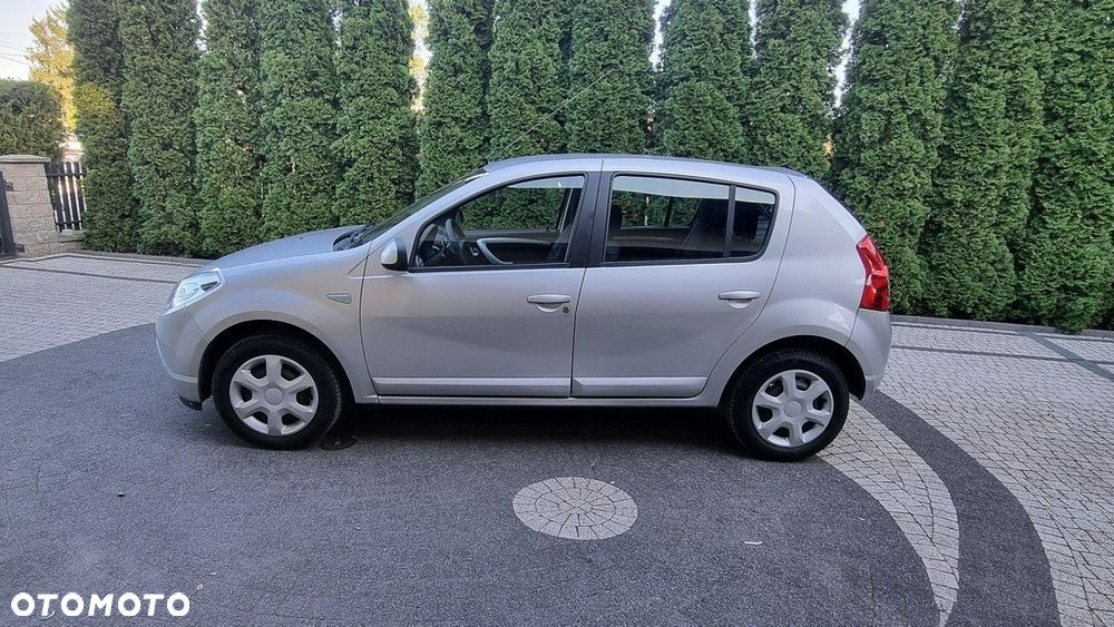 Dacia Sandero - 6