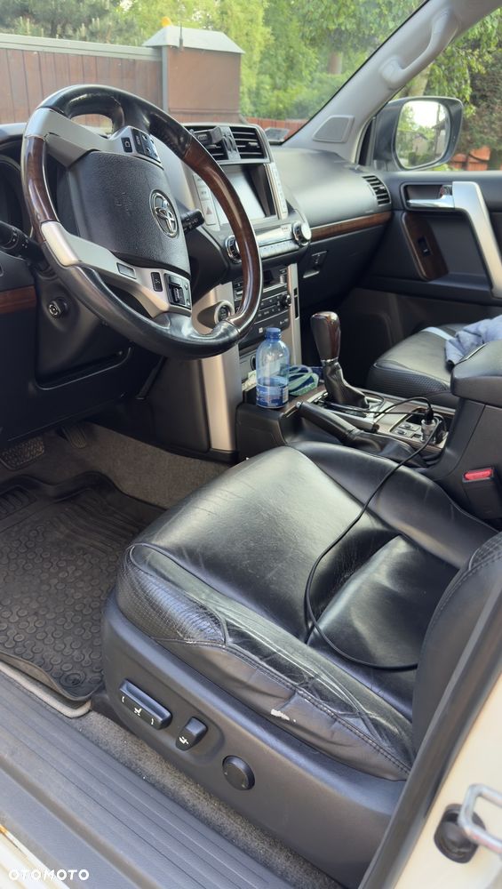 Toyota Land Cruiser LC 3.0 D-4D Prestige - 11