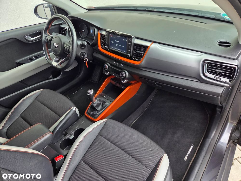 Kia Stonic - 11