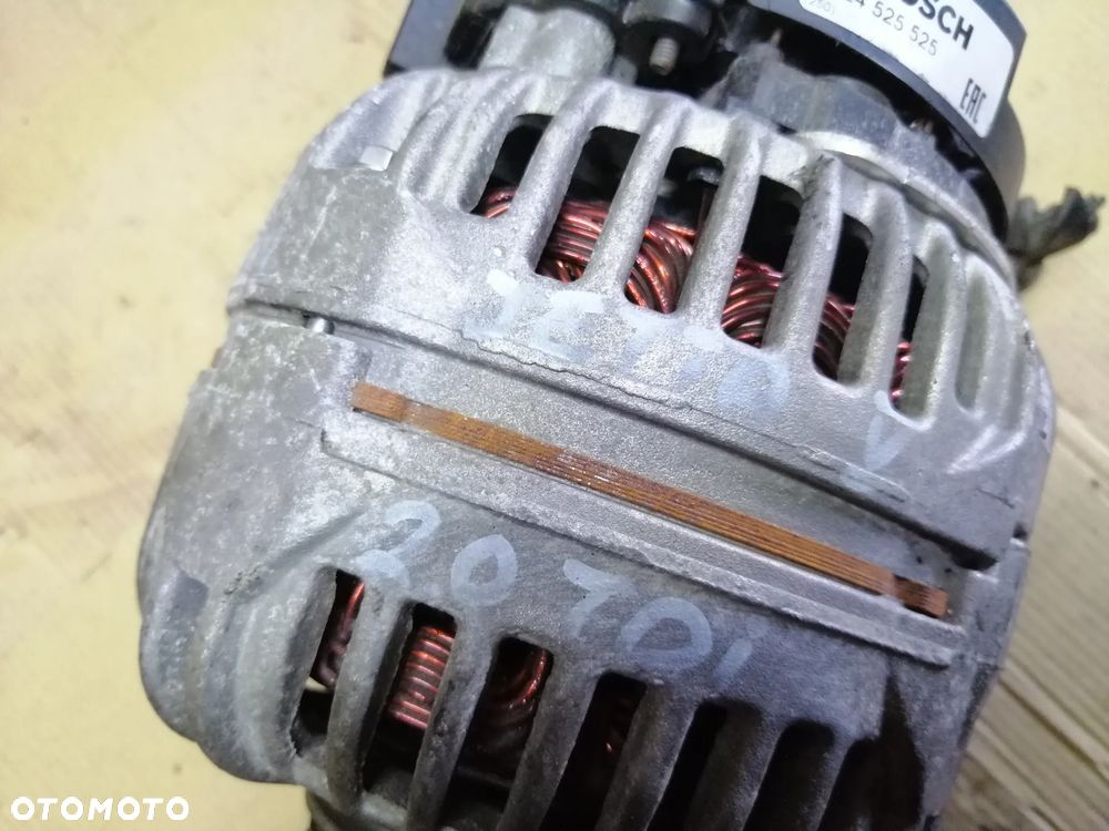 Volkswagen Jetta V 2.0 TDi alternator Bosch 140A 0124525525 - 2