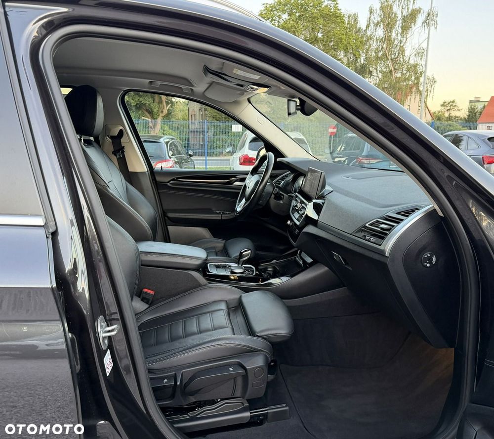 BMW X3 xDrive20d Advantage sport - 13