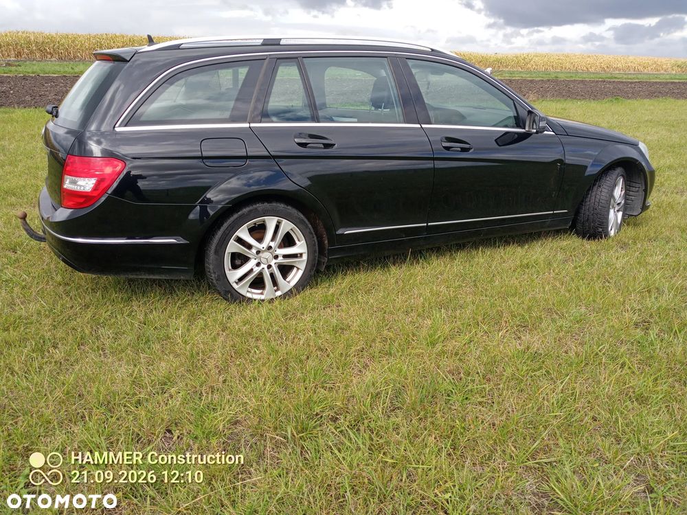 Mercedes-Benz Klasa C 200 CDI BlueEff Avantgarde - 2