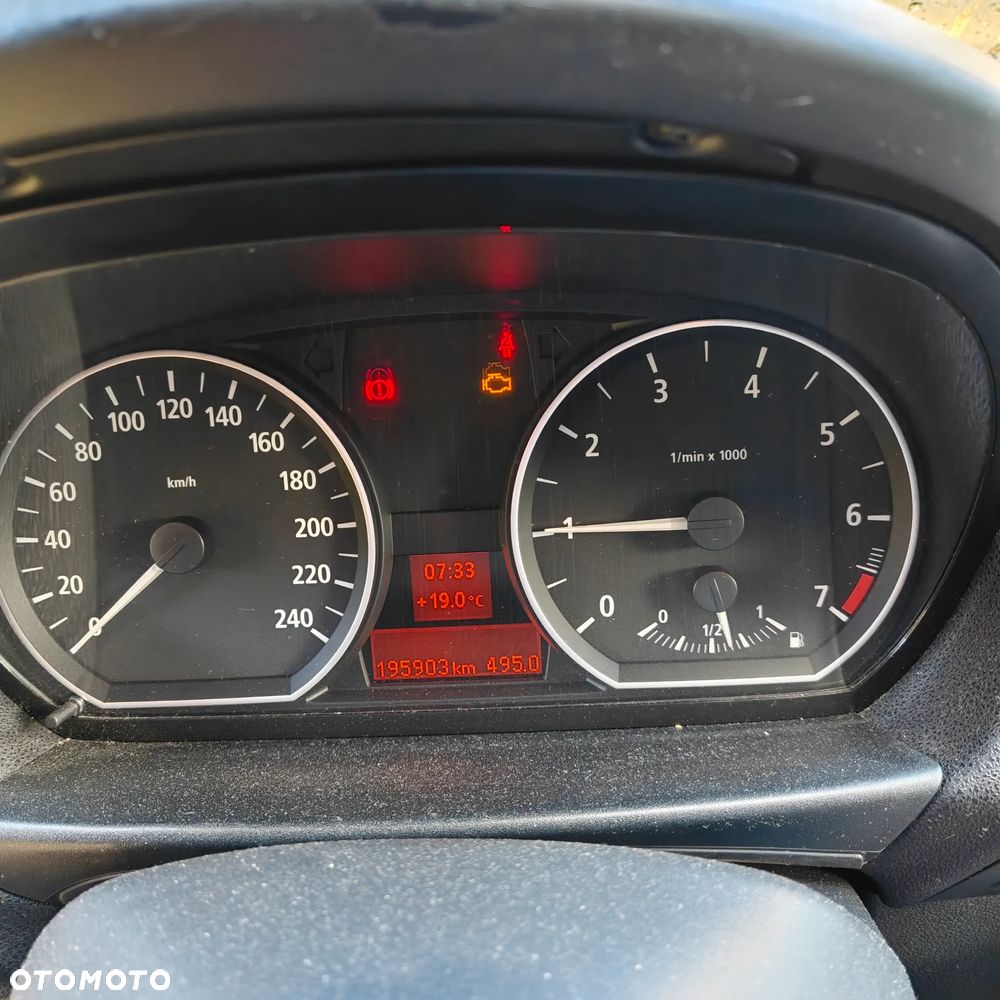 BMW Seria 1 116i - 22