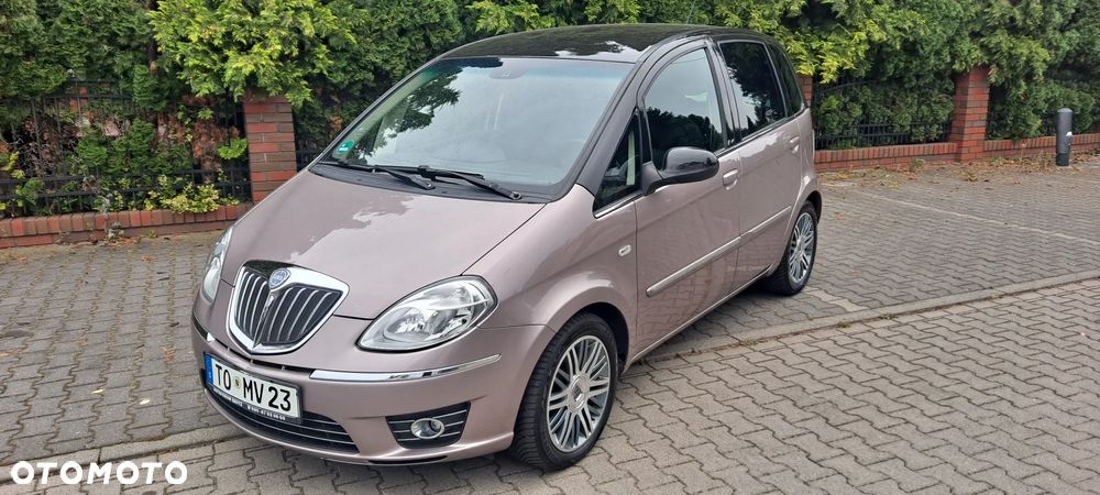 Lancia Musa 1.4 16v Automatik Platino Plus - 1