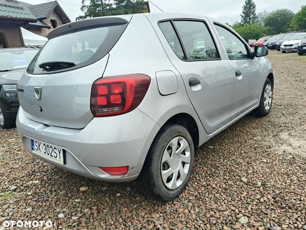 Dacia Sandero - 5
