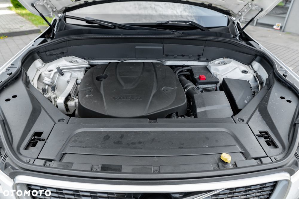 Volvo XC 90 - 39
