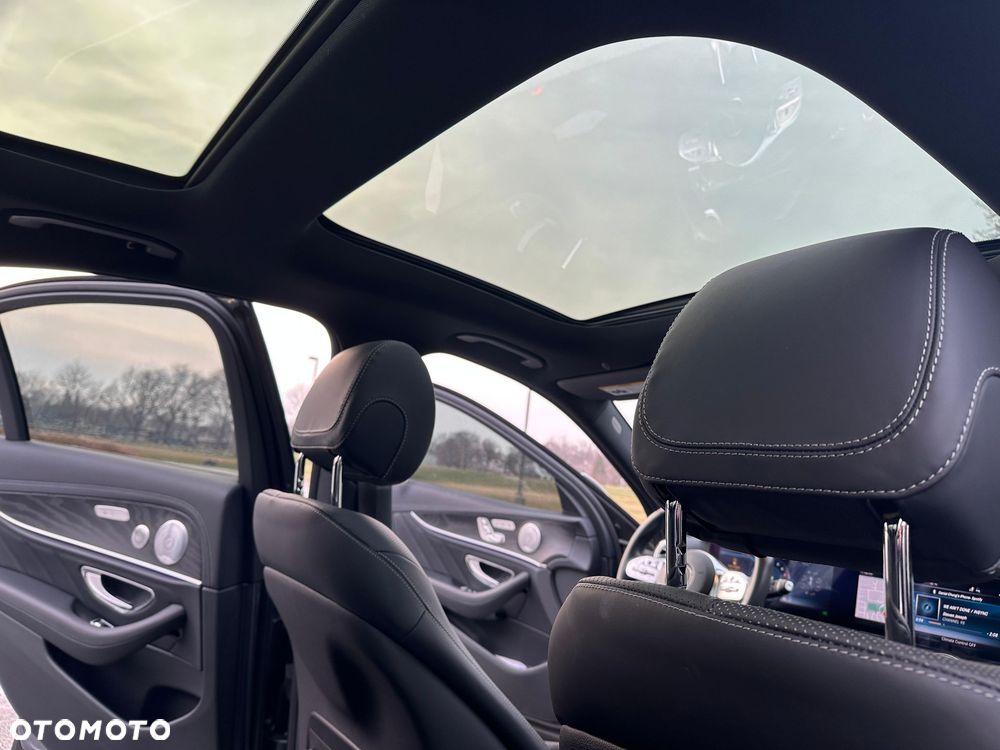 Mercedes-Benz Klasa E 300 9G-TRONIC AMG Line - 13
