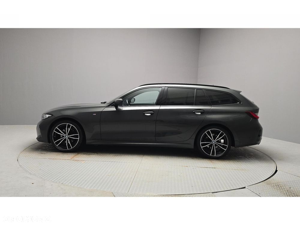 BMW Seria 3 320d xDrive Sport - 3