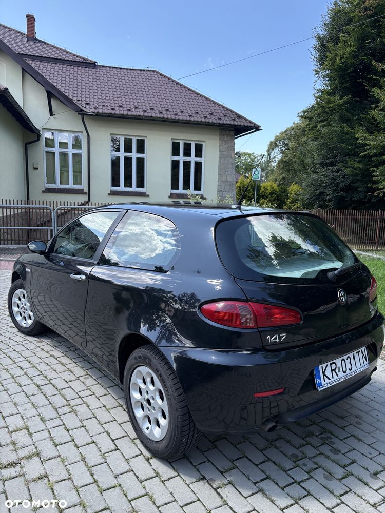 Alfa Romeo 147 - 4