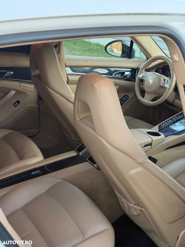 Porsche Panamera - 7