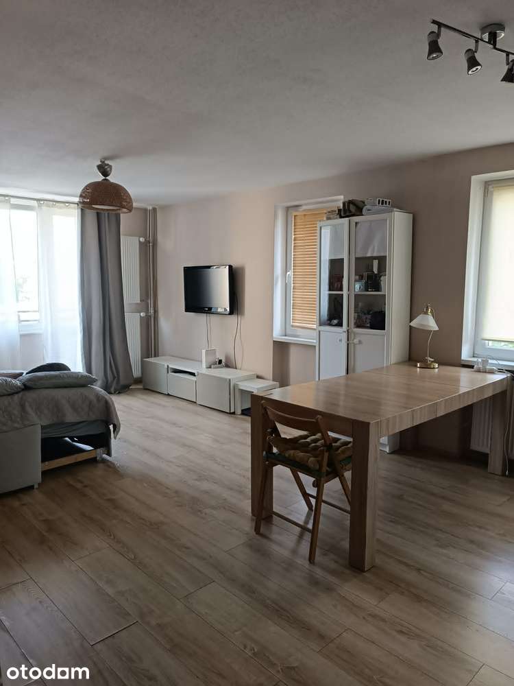 SASKA KĘPA | 46 m² | 2 POKOJE | BALKON | ZIELEŃ ZA OKNEM (+SCHOWEK)