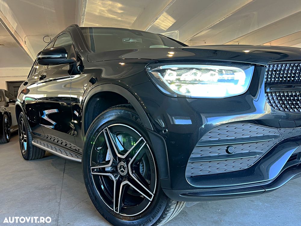 Mercedes-Benz GLC 300 e 4Matic 9G-TRONIC Edition AMG Line - 20