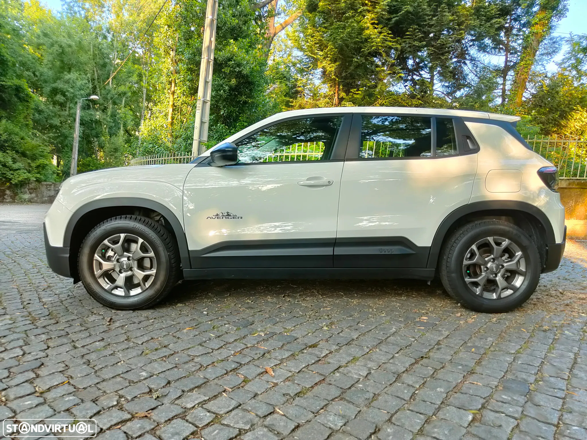 Jeep Avenger 54 kWh Longitude - 16