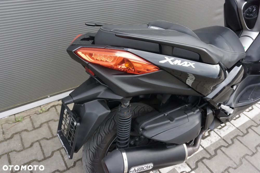 Yamaha X-max - 4