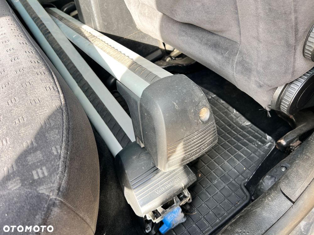 Volkswagen Passat - 17