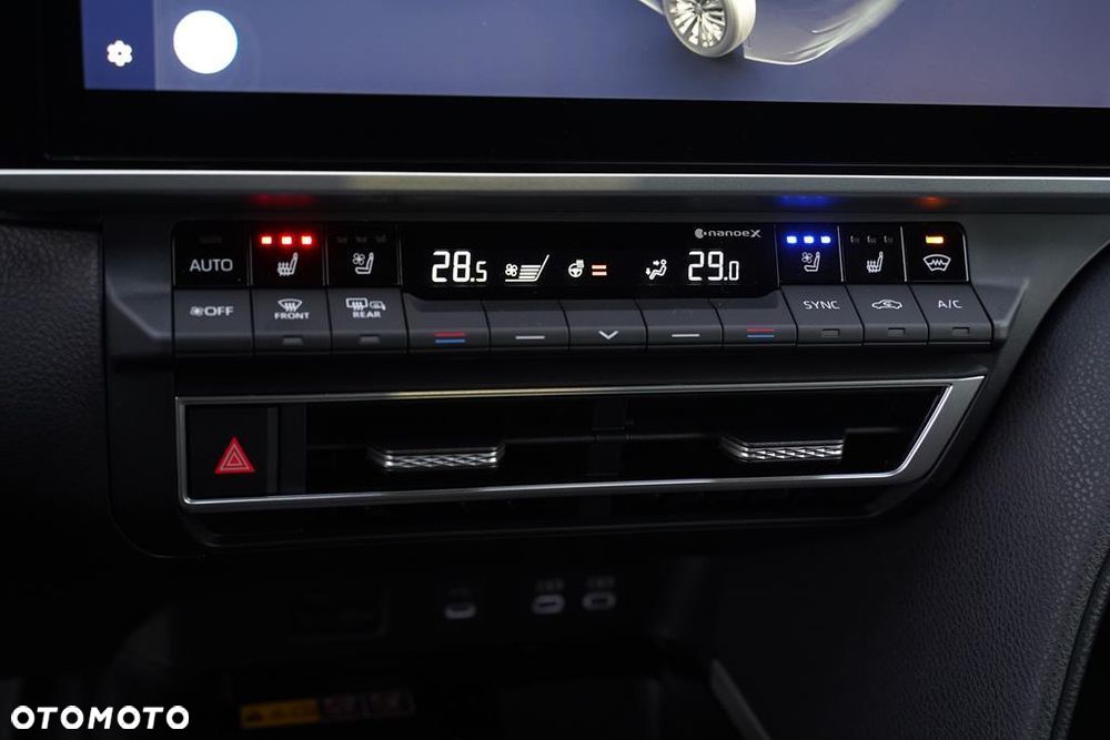 Toyota Camry 2.5 Hybrid Dynamic Force Prestige e-CVT - 24