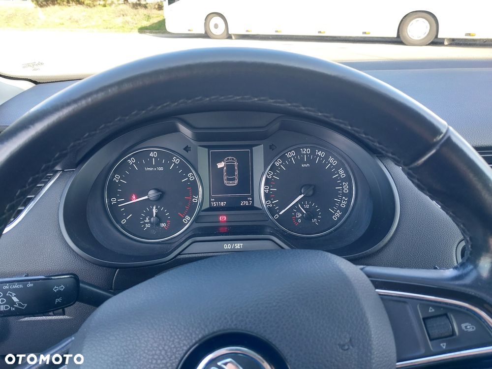 Skoda Octavia 1.4 TSI Ambition - 6