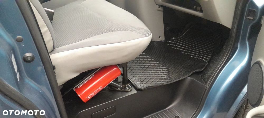 Opel Vivaro L2H1 2.9t Essentia - 14