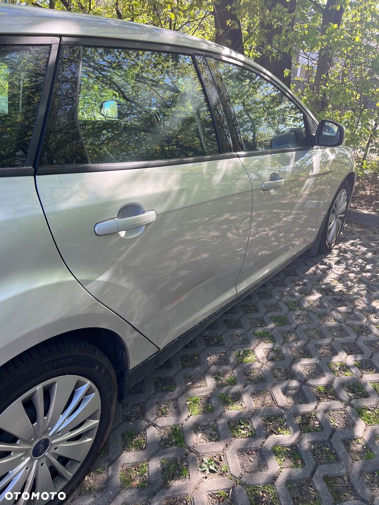 Ford Focus 1.0 EcoBoost Trend - 11