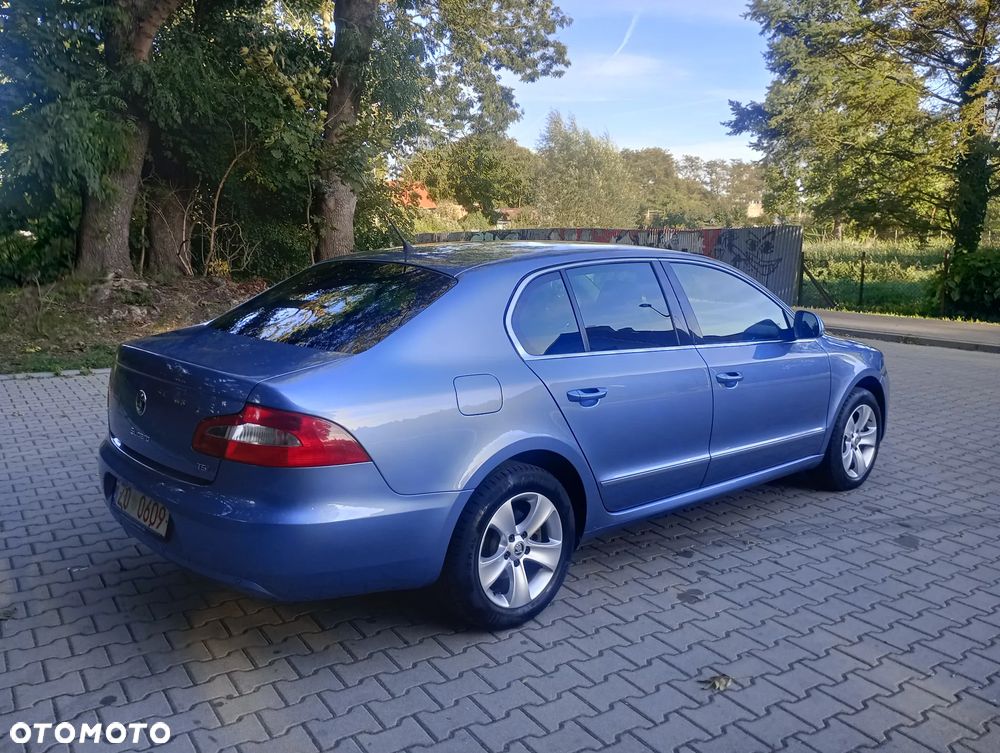 Skoda Superb 1.8 TSI Comfort - 4