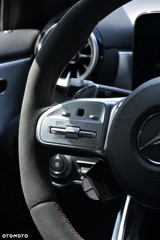 Mercedes-Benz Klasa A 45 S AMG 4-Matic Special Edition 1 8G-DCT - 34