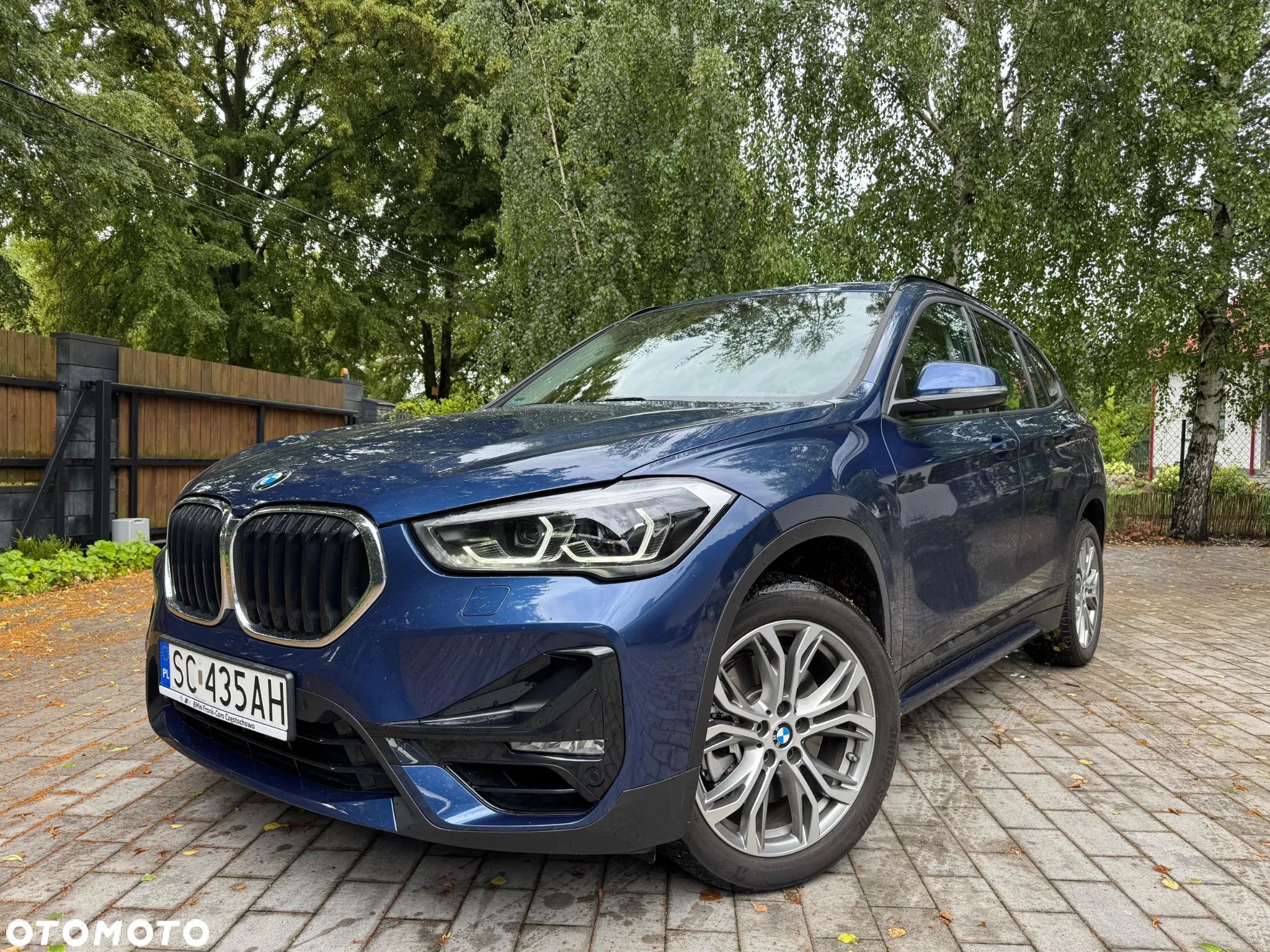BMW X1 xDrive20i Sport Line - 1
