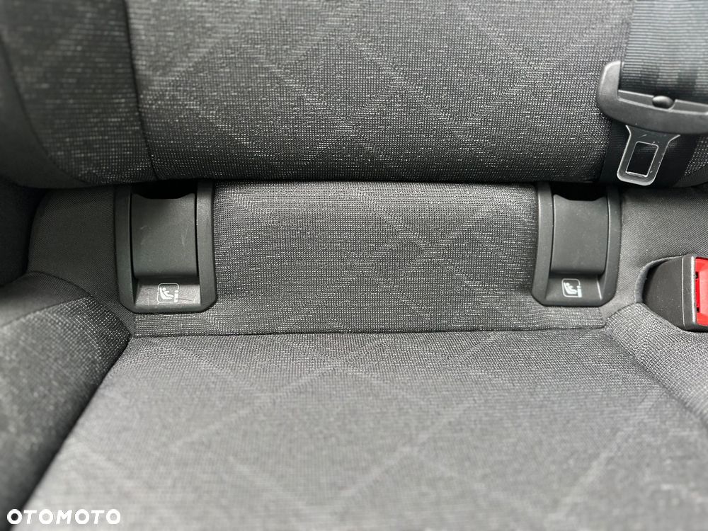 Volkswagen Golf 2.0 TDI SCR DSG Life - 26