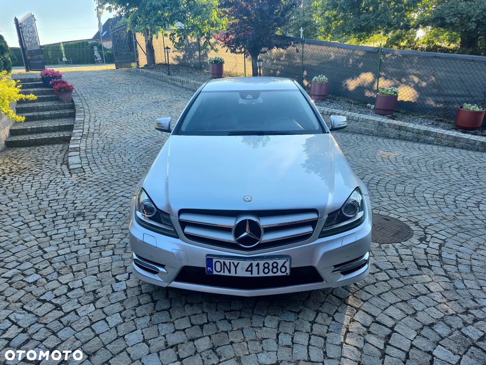 Mercedes-Benz Klasa C 220 CDI 7G-TRONIC Edition - 9
