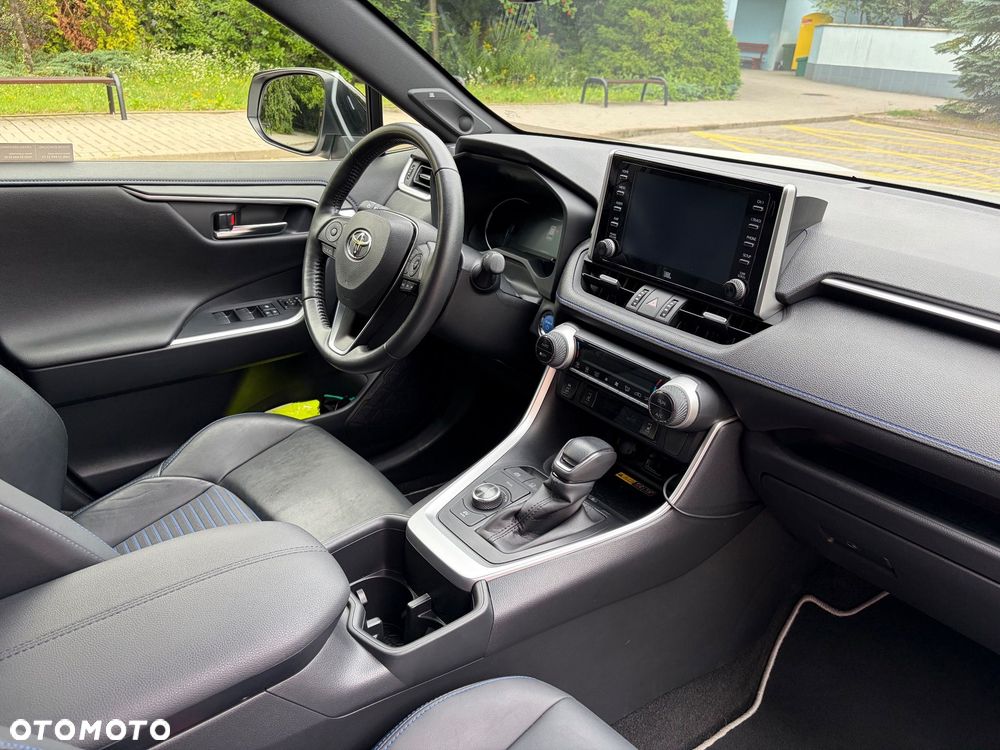Toyota RAV4 - 19