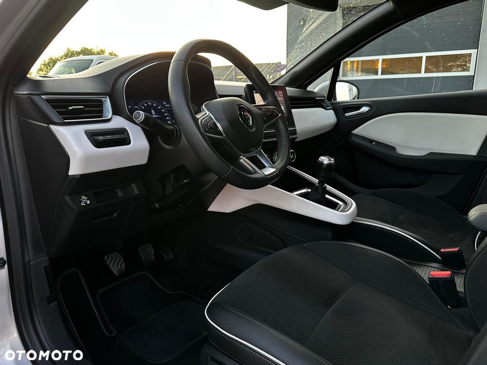 Renault Clio - 6