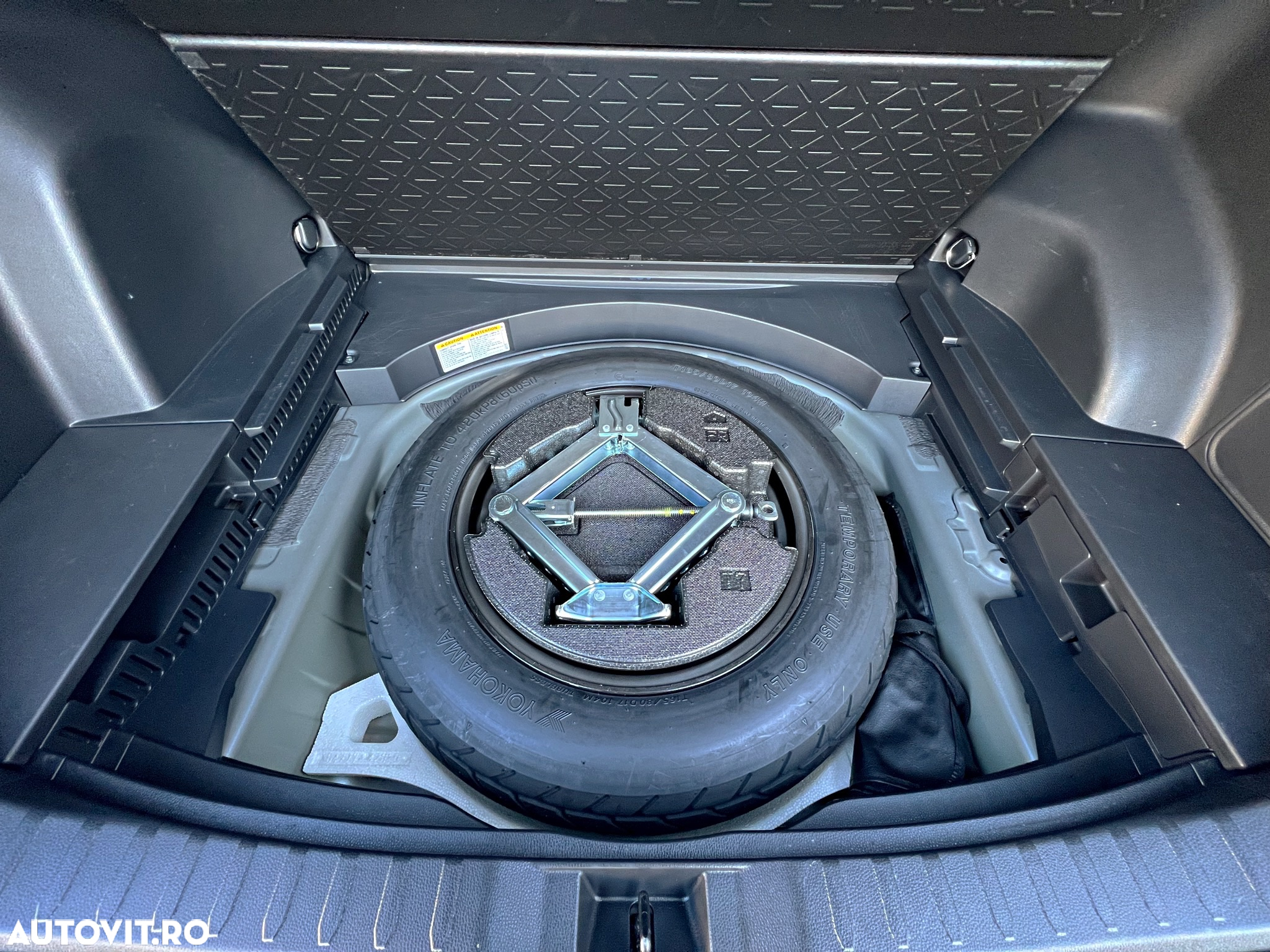 Toyota RAV4 2.5 4x2 Hybrid Business Edition - 12