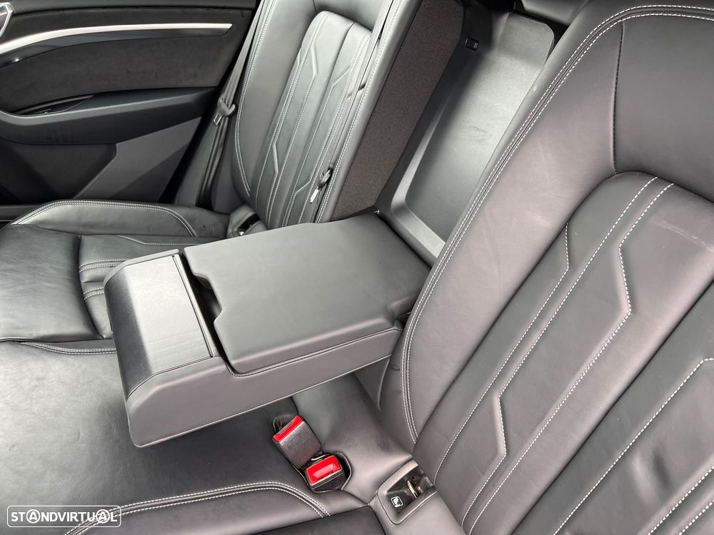 Audi e-tron 55 quattro S line - 15