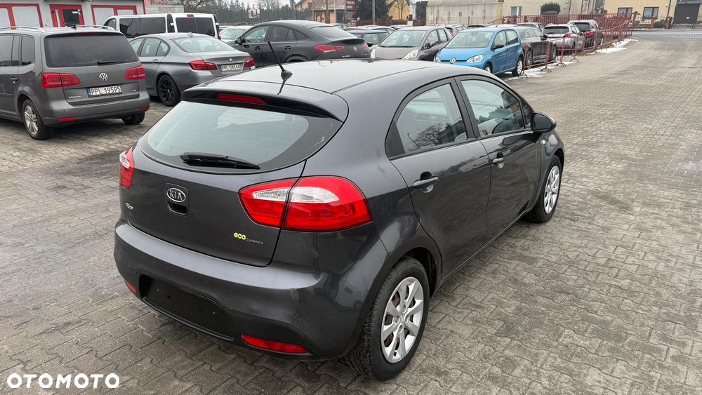 Kia Rio 1.1 CRDI Dream-Team Edition - 5