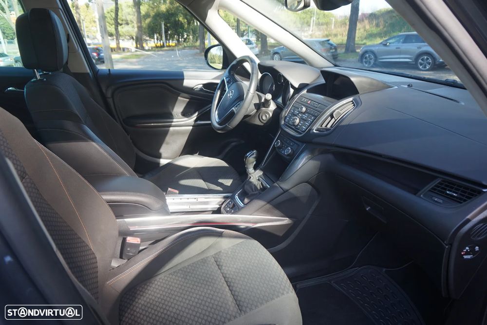 Opel Zafira 1.6 CDTi Cosmo - 19