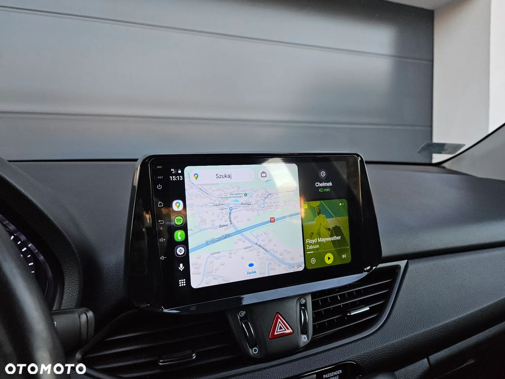 Hyundai i30 1.5 DPI Classic + - 33