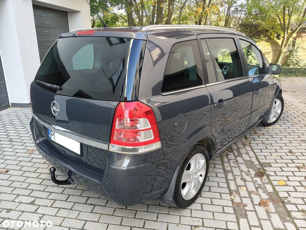 Opel Zafira 1.6 Cosmo - 30