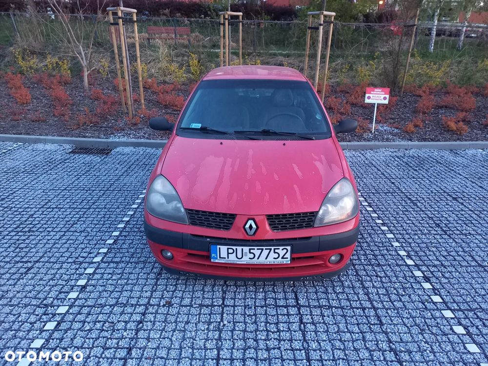 Renault Clio - 2