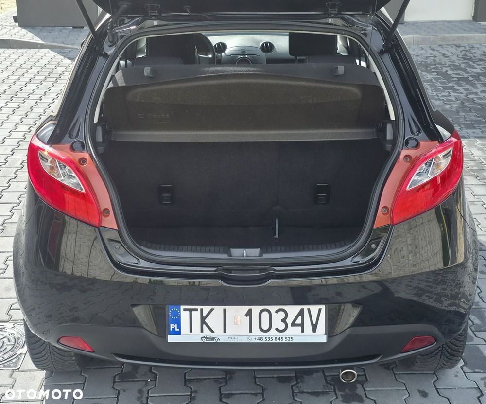 Mazda 2 - 6
