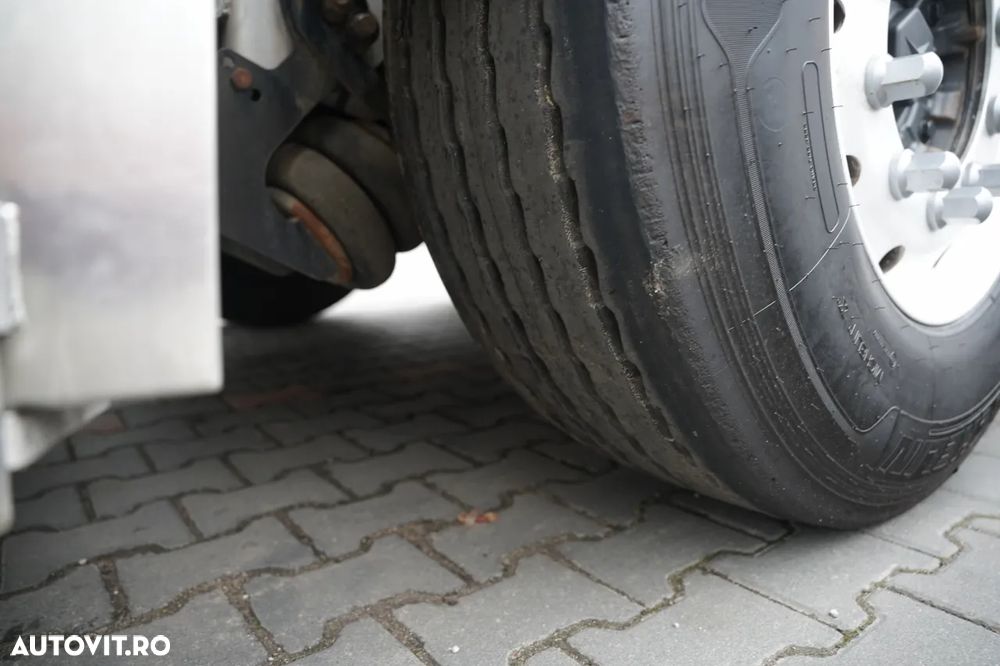 Magyar REZERVOR ALIMENTE / 30.000 L / AXĂ RIDICATĂ / AXĂ DE DIRECȚIE / - 14