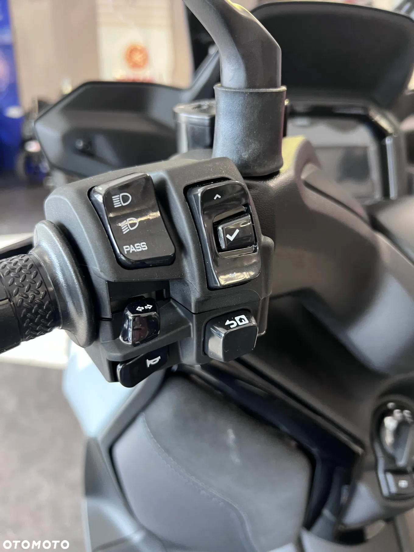 Yamaha X-max - 33