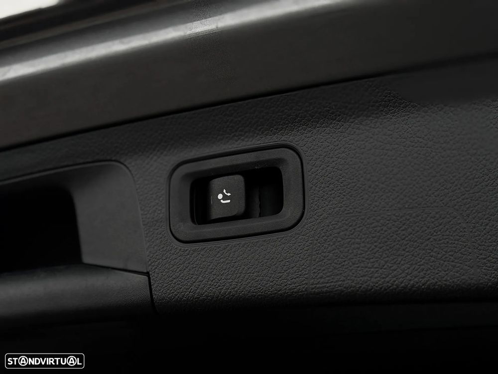 Mercedes-Benz A 250 e 8G-DCT Progressive - 14